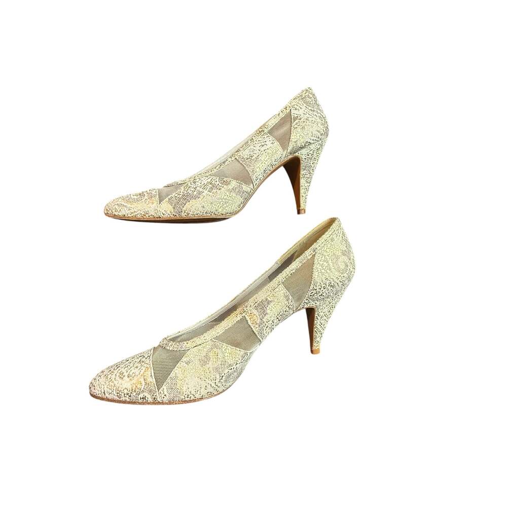 Stuart Weitzman Gold Metallic Lace Mesh Pointed Toe Heels